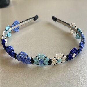 Beaded Floral Headband in Blue, Light Blue & White